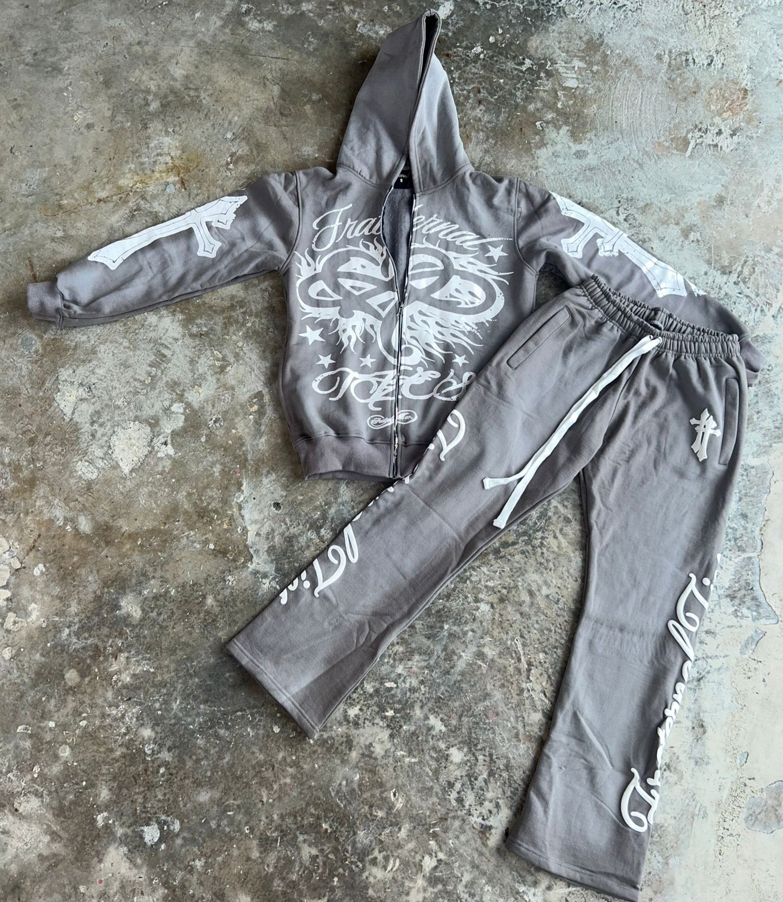 GREY OG™ SWEATSUIT
