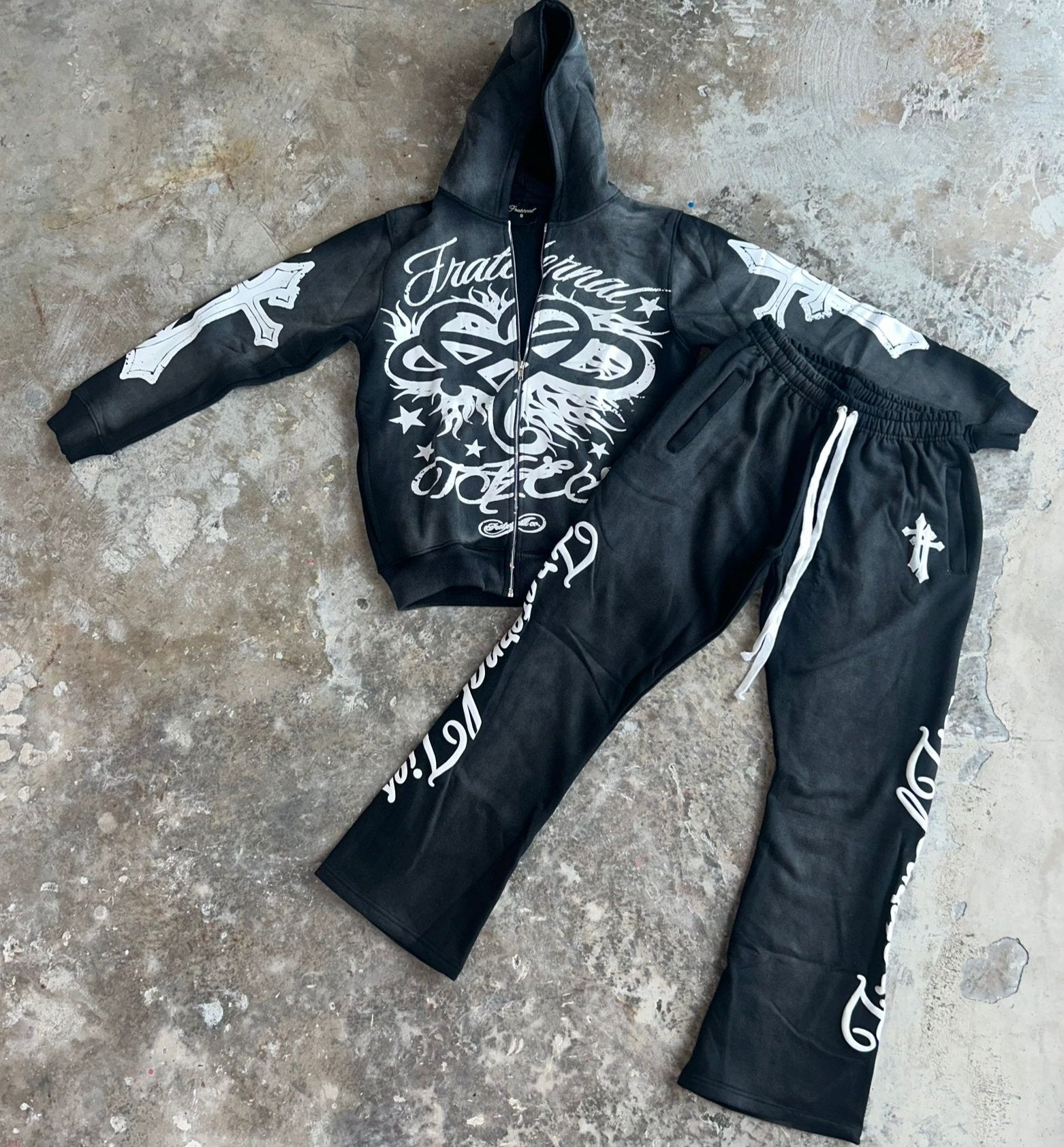 BLACK OG™ SWEATSUIT