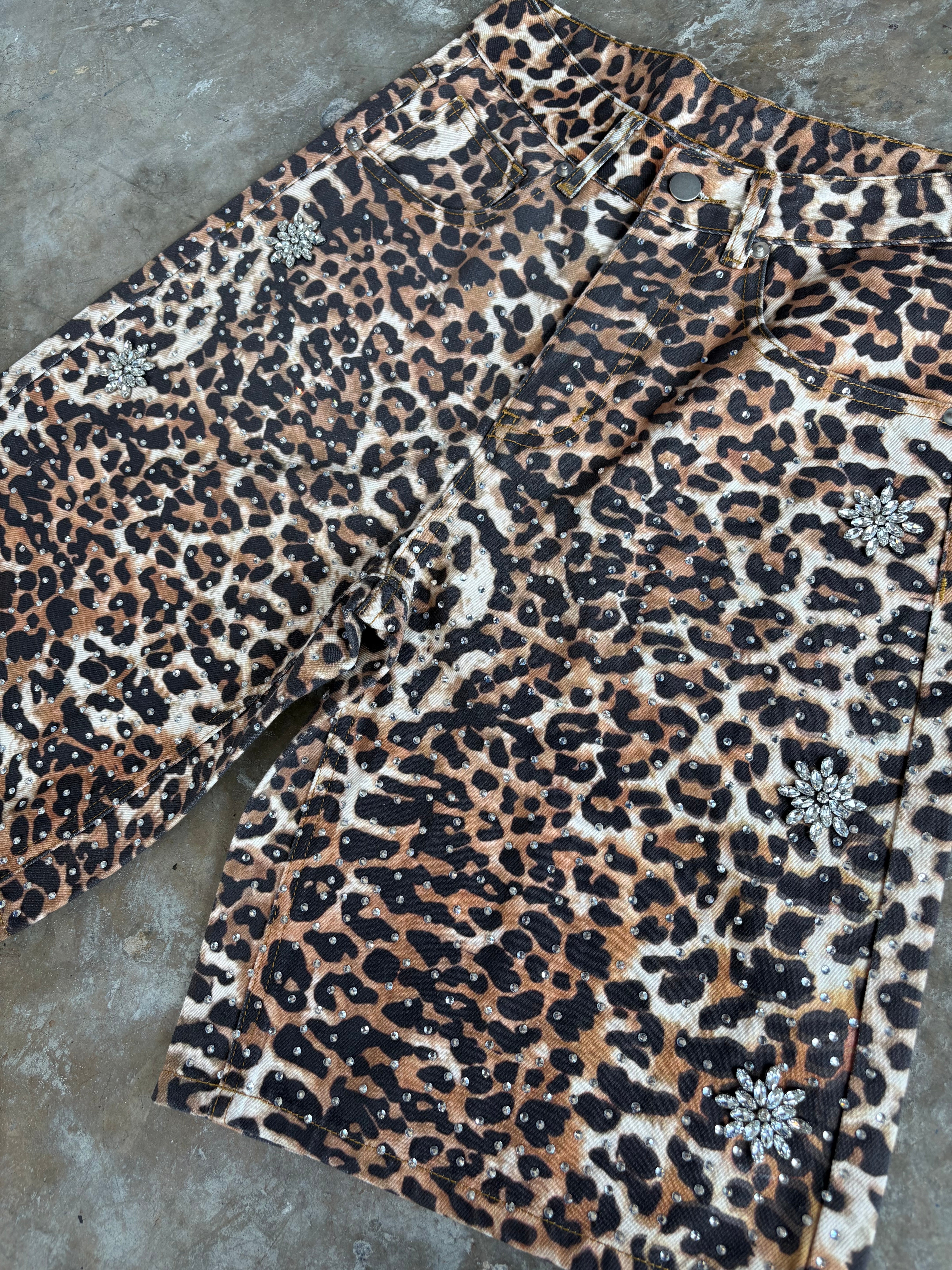 Leopard Astro Jorts