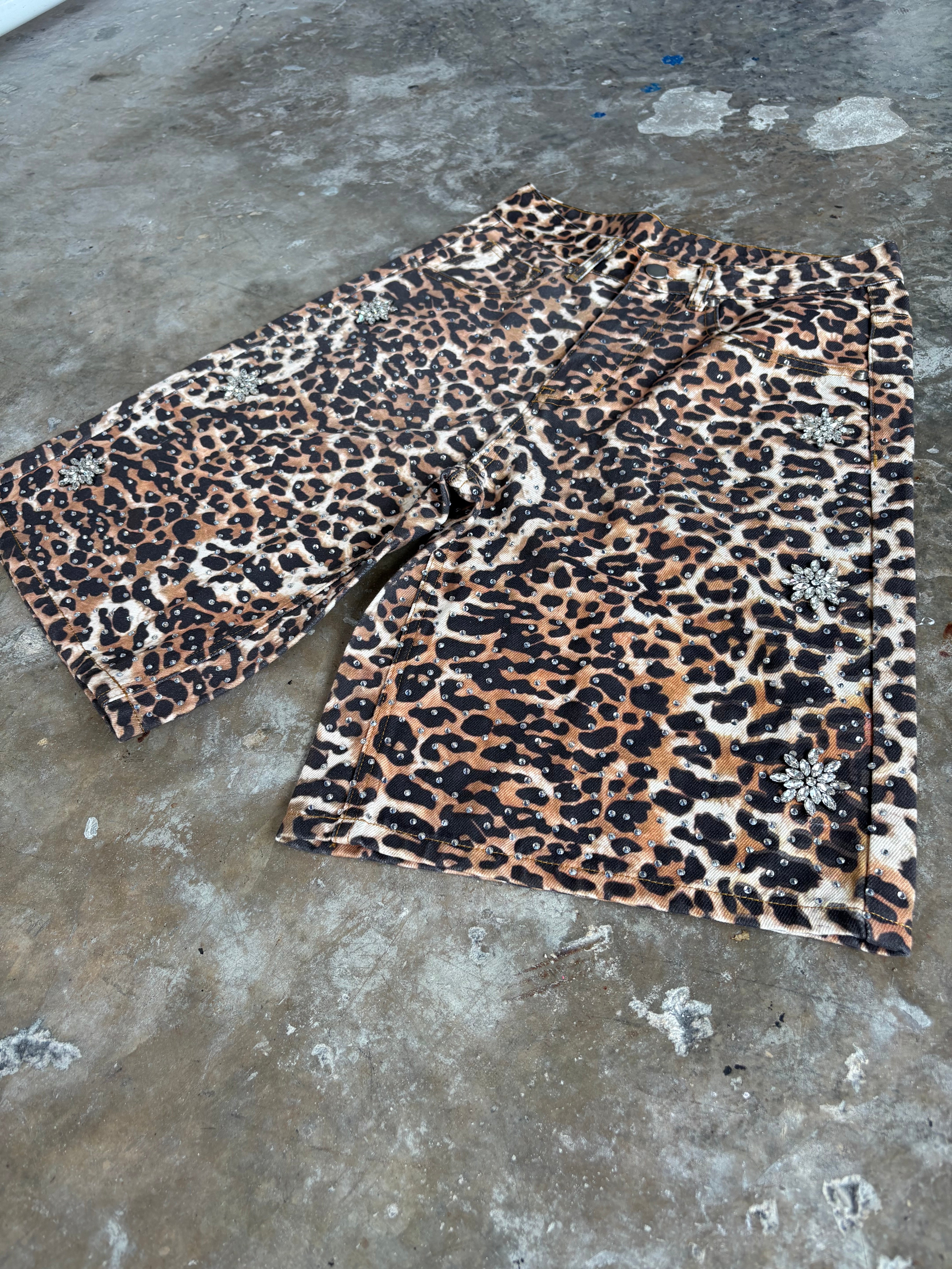 Leopard Astro Jorts