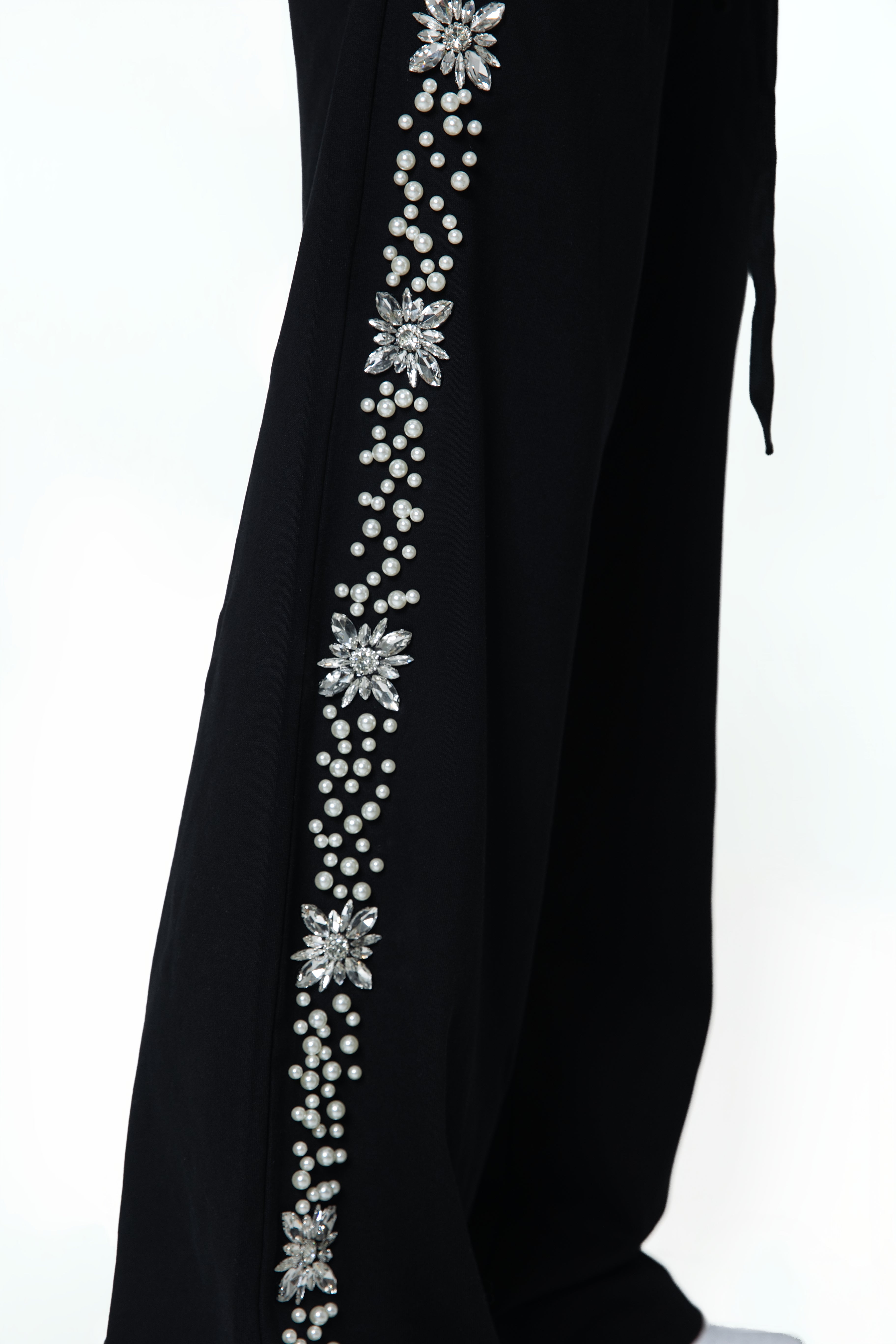 Black What The Pearl Sweatpants